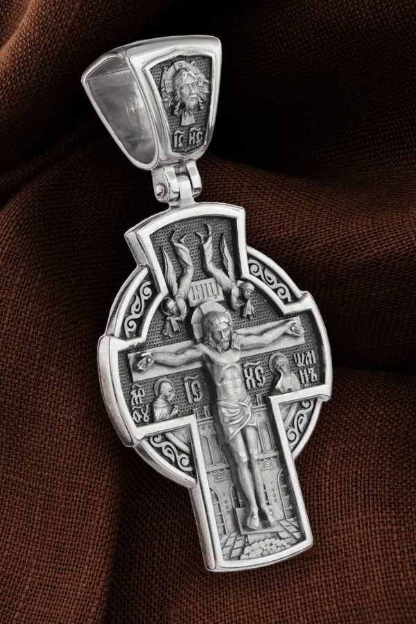 Крест из белого золота