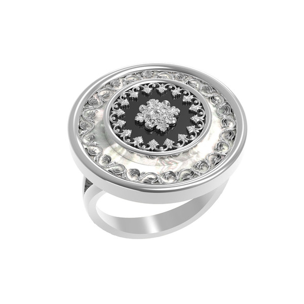 Кольцо из белого золота c ониксом и перламутром