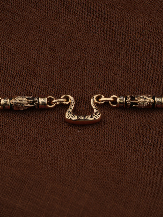 Цепь из золота c эмаль и эбеновым деревом