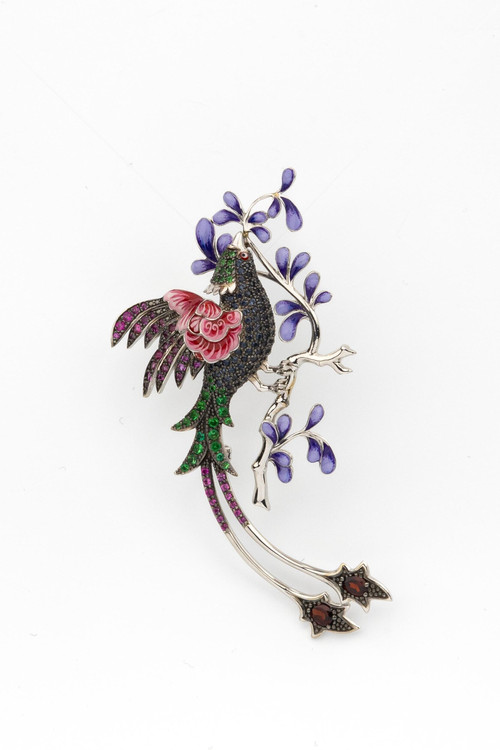 Брошь из белого золота c эмаль , фианитом и гранатом