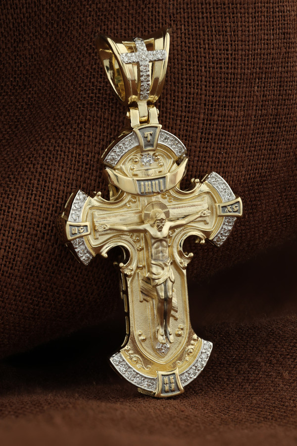 Крест из лимонного золота c бриллиантами
