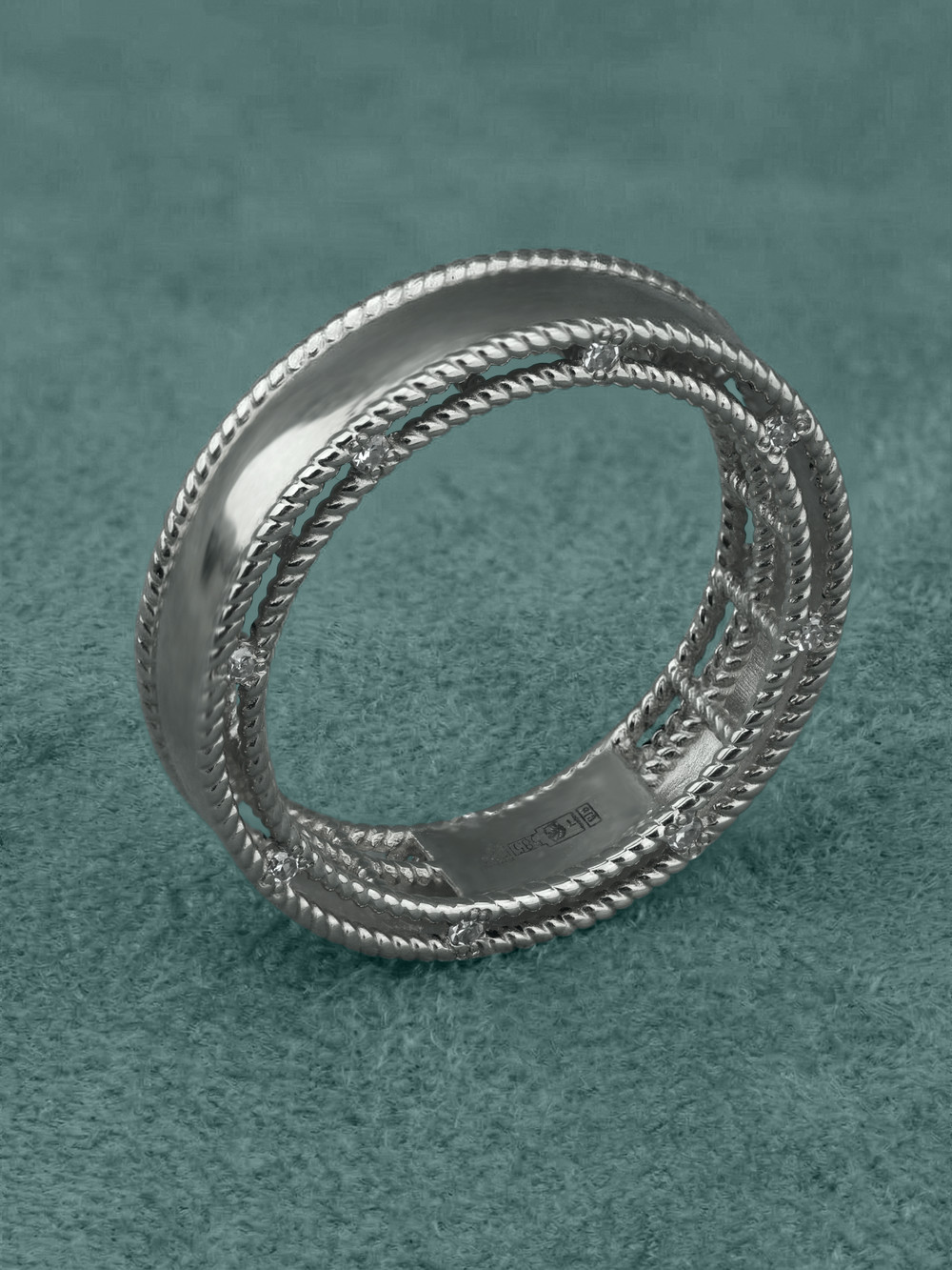 Кольцо из белого золота c бриллиантами