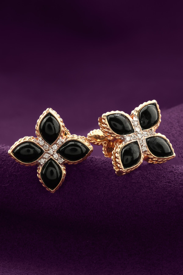 Серьги из золота c бриллиантами и ониксом