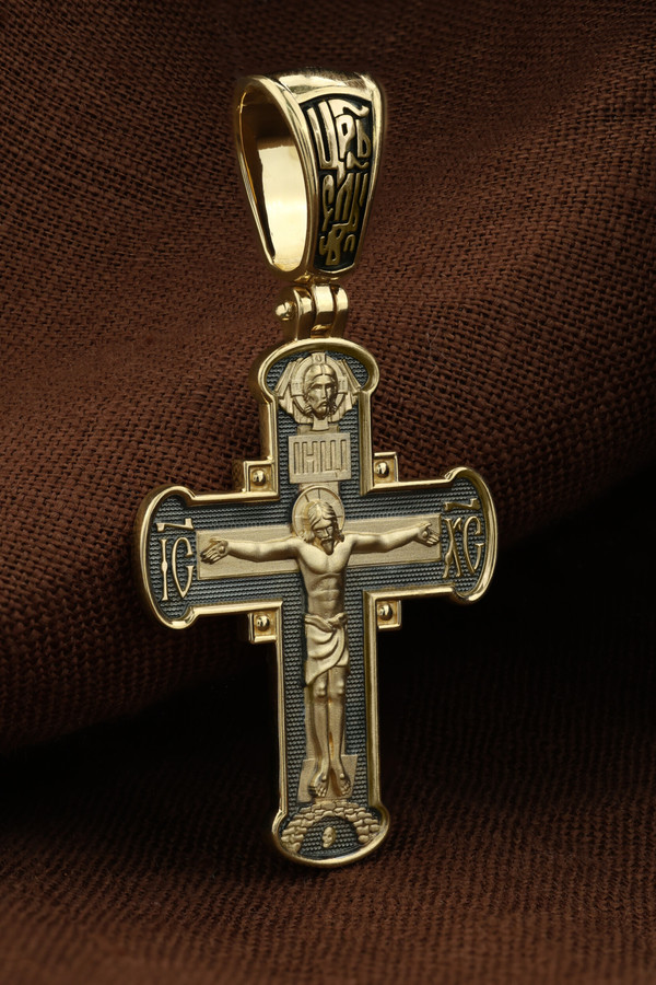Крест из лимонного золота