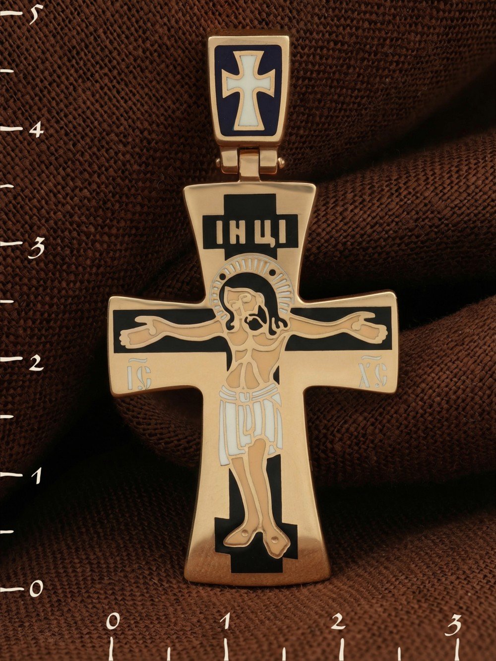 Крест из золота c эмаль