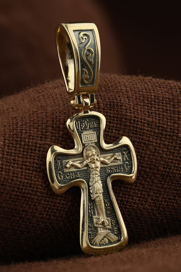 Крест из лимонного золота