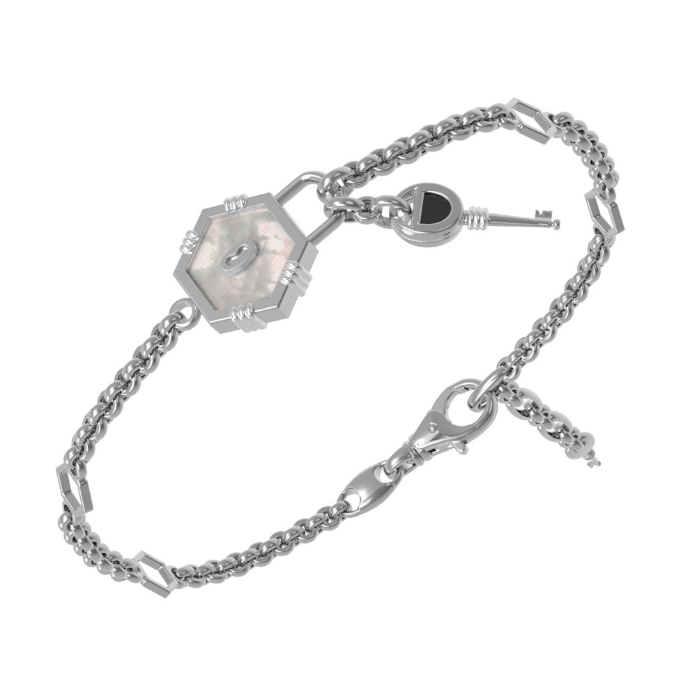 Браслет из белого золота c ониксом и перламутром