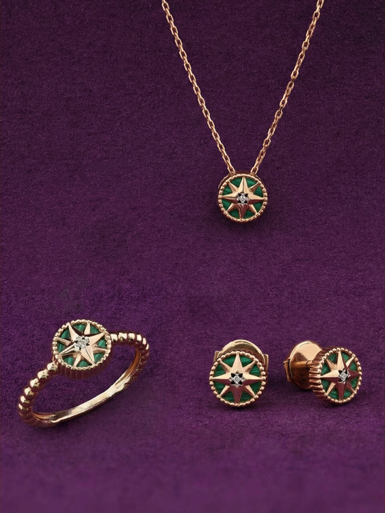 Кольцо из золота c бриллиантами и малахитом