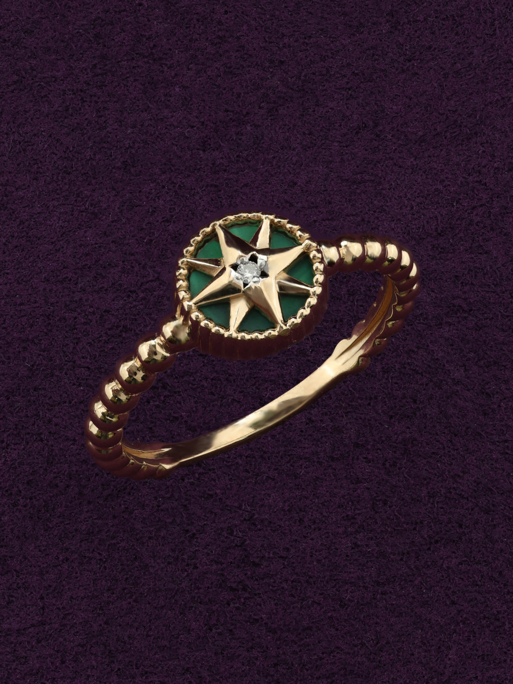 Кольцо из золота c бриллиантами и малахитом