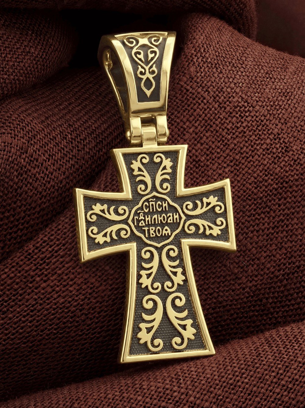 Крест из лимонного золота