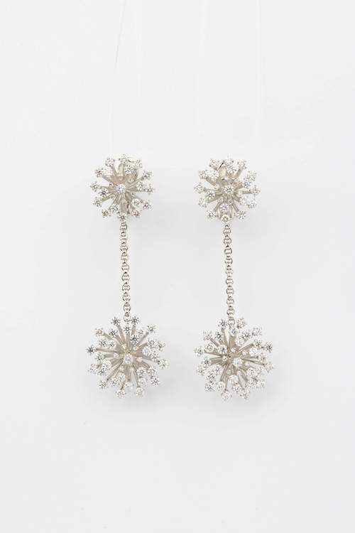 Серьги из белого золота c бриллиантами