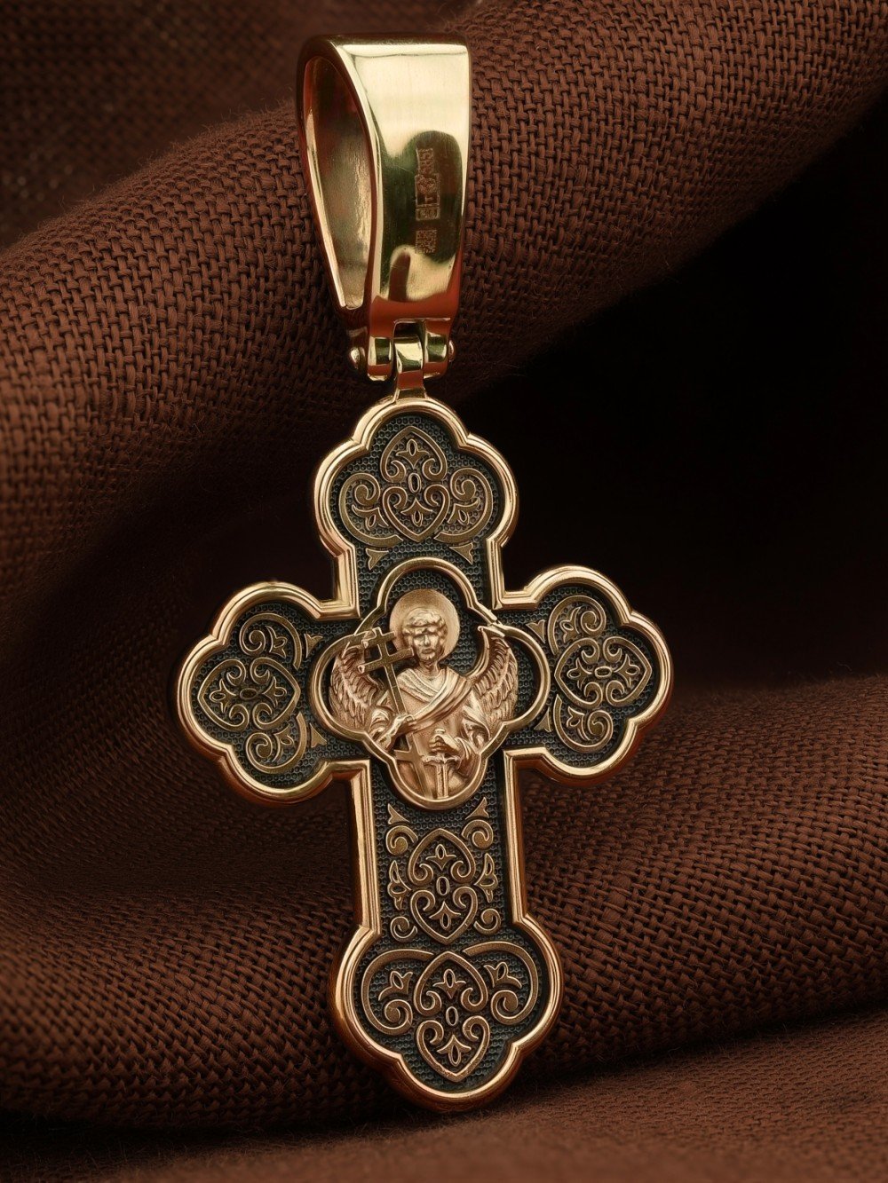 Крест из золота